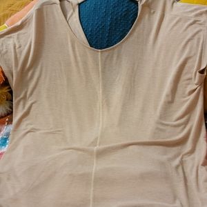 Blu Heaven Open Back t-shirt blouse